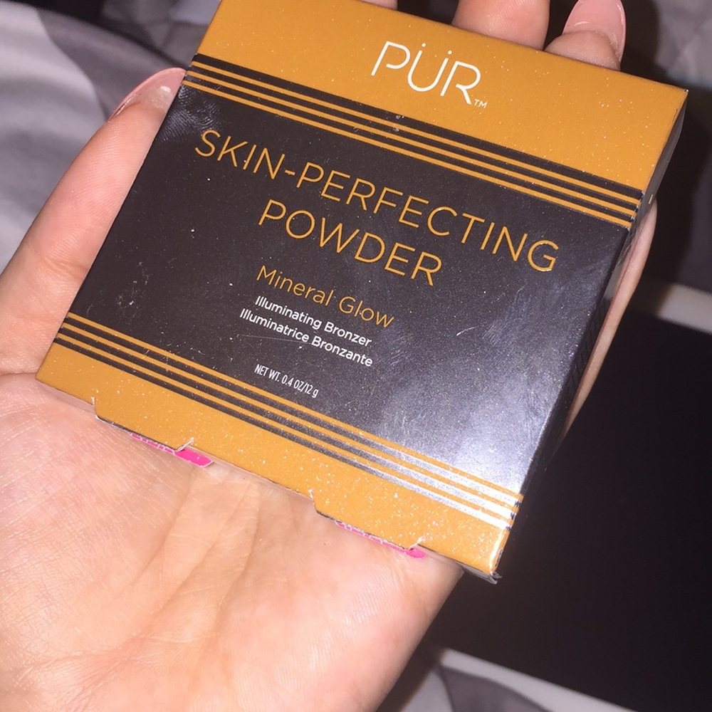 Pur skin perfecting powder bronzer new